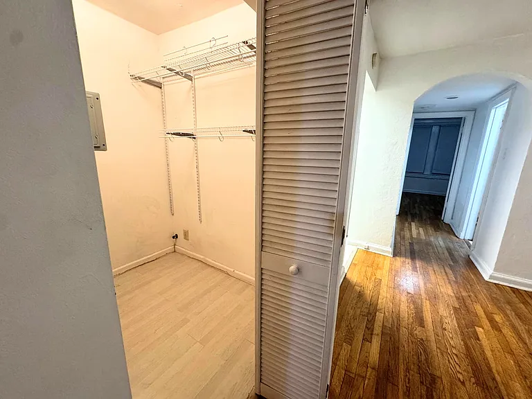 125 W Bodley Ave #1W — Photo 36