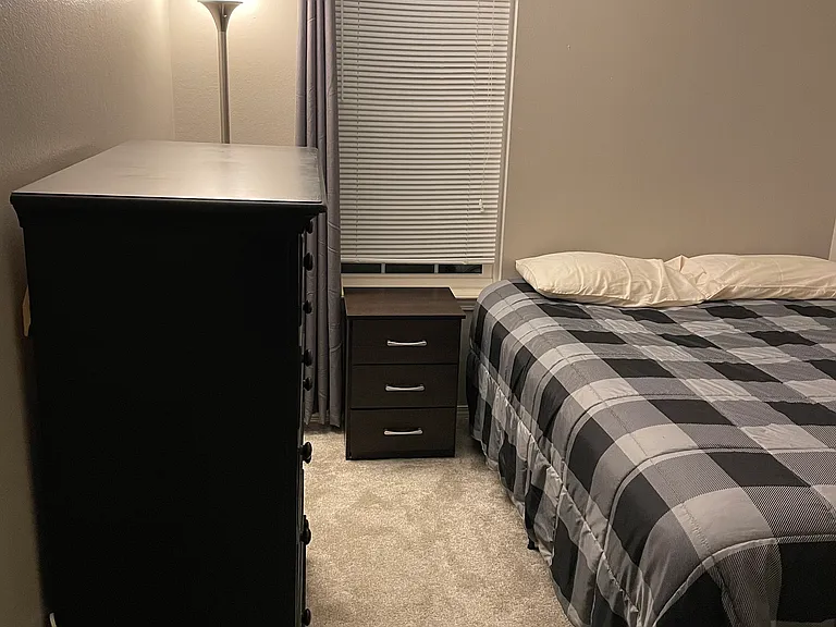2137 Troy Ct — Photo 15