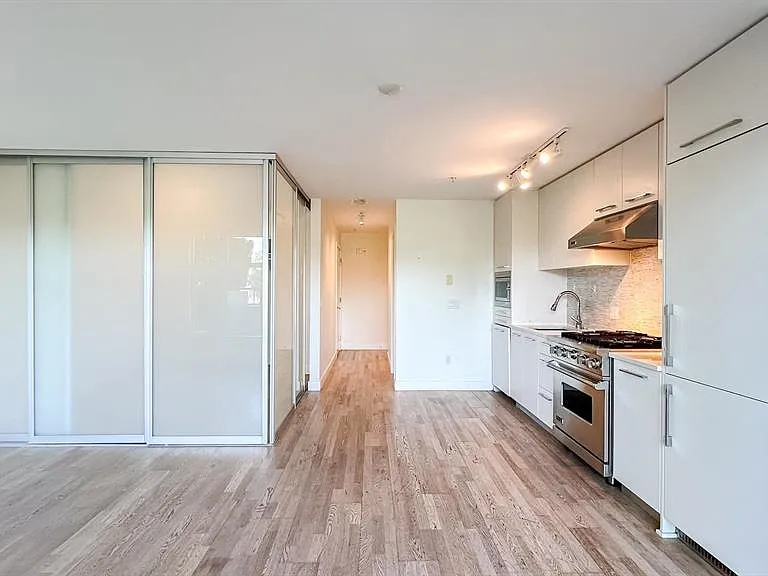 4355 W 10th Ave #200 — Photo 15