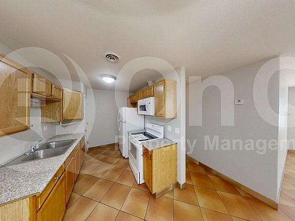 3rd image of 4109 E Moreland St #2