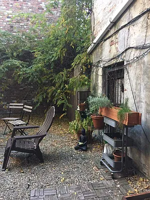 Rented by Nooklyn NYC LLC | media 29