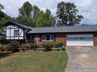 118 Brittany Rd, Gaffney, SC 29341