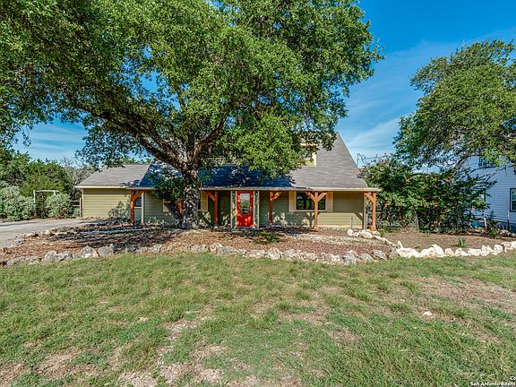 2nd image of 1609 Winding Creek