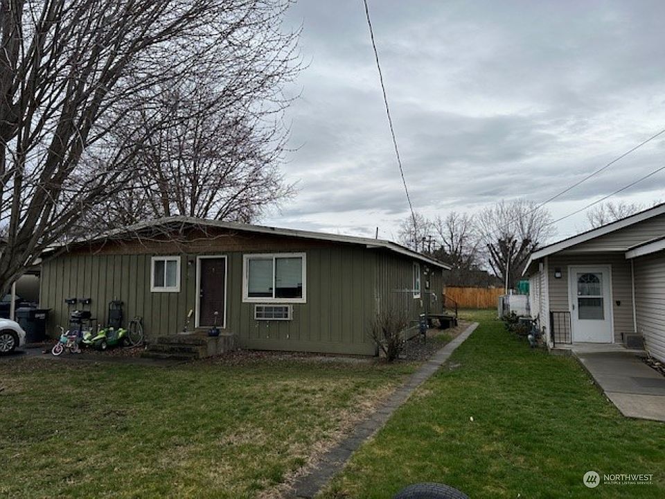 1st image of 402 SE 3rd Street #A & B