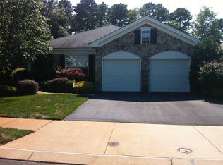 126 Warwick Rd, Galloway, NJ 08205