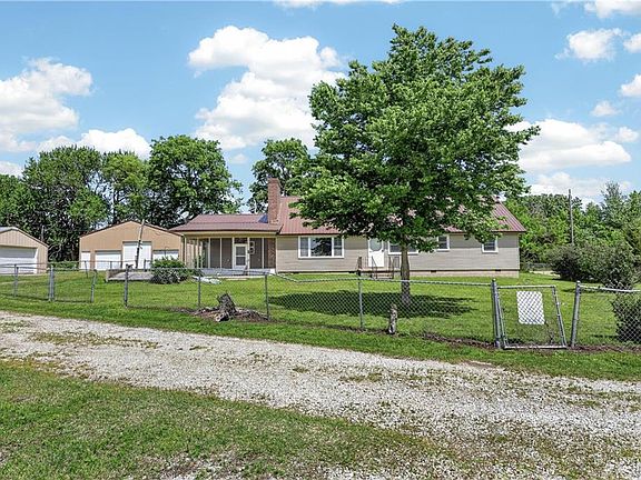 2nd image of 10784 SW 70th St