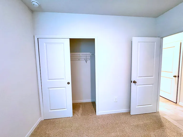 1461 Brekey Way — Photo 24