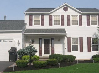 6146 Dawns Rdg, Cicero, NY 13039