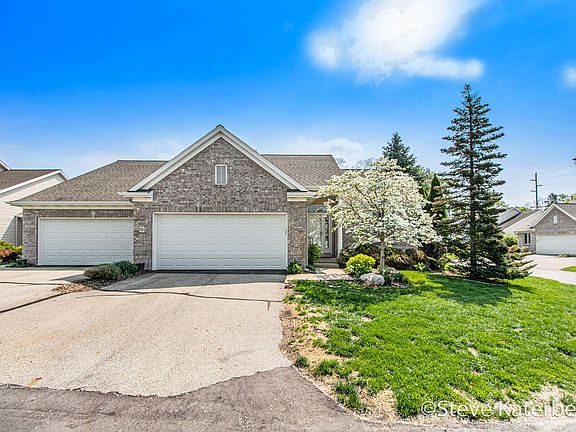 2nd image of 2040 Bryceway Ct NE