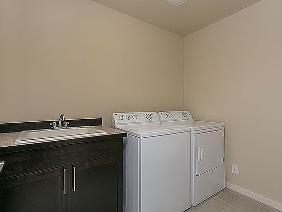2nd image of 18419 139th St E