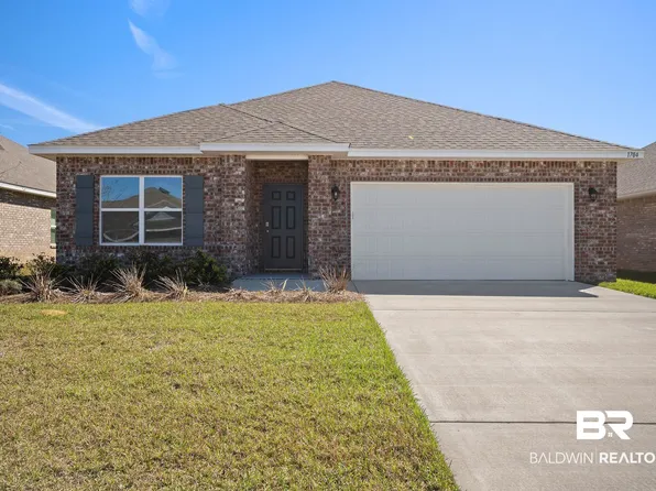 1704 Franchir Ave, Foley, AL 36535