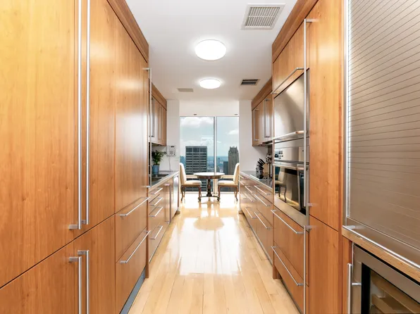 641 5th Avenue image 11 of 57