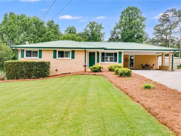3703 Rogers Dr, Douglasville, GA 30134