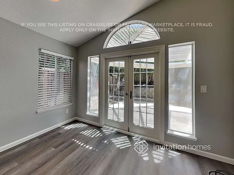 4408 Elk Dr — Photo 8