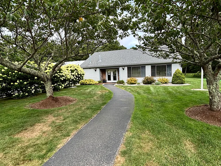 30 Crescent Ln — Photo 19