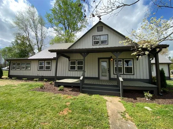 148 Summer Crest Ln, Mount Airy, GA 30563