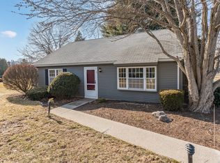 11 Aylesbury Cir #11, Madison, CT 06443