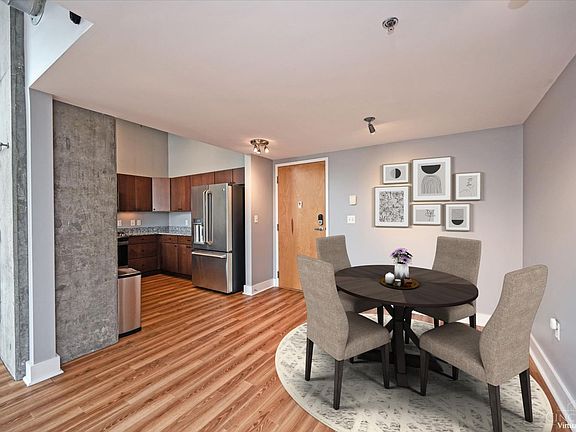 3rd image of 353 W 4th St Unit 600
