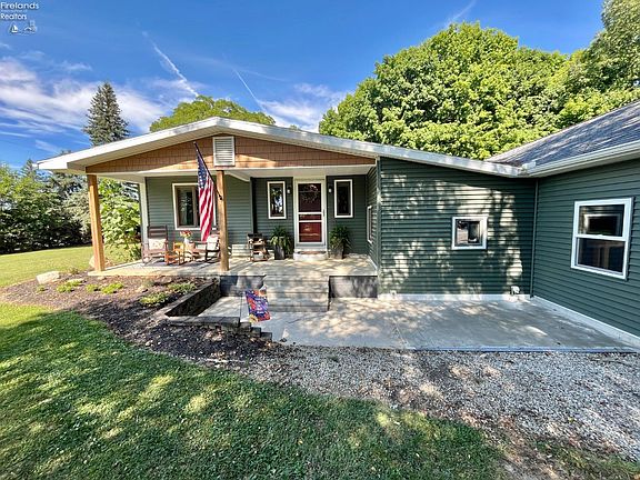 2nd image of 3043 W Township Road 26