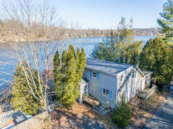 238 Mamanasco Road, Ridgefield, CT 06877