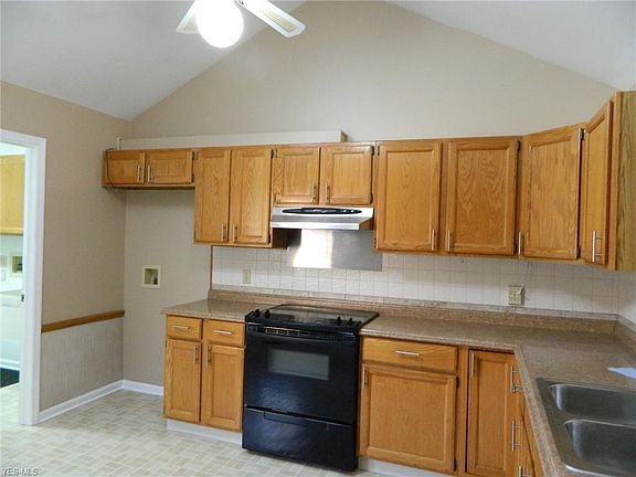 4th image of 7492 Millrace Ln