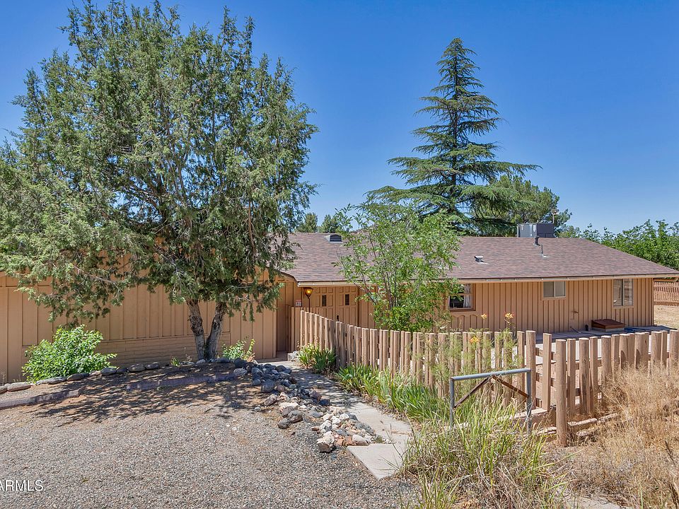 1st image of 4410 N MONTEZUMA Avenue