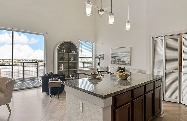 The Residences at Pearland Town Center Apartments — Photo 37