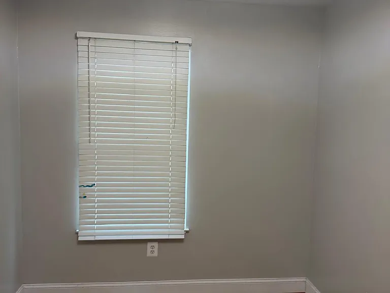 9606 Clocktower Ln #4 — Photo 2