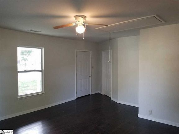 4th image of 541 Woodruff St