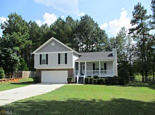 240 Bridges Dr, Winterville, GA 30683