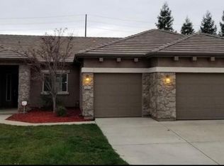 2942 S Arkle Ct, Visalia, CA