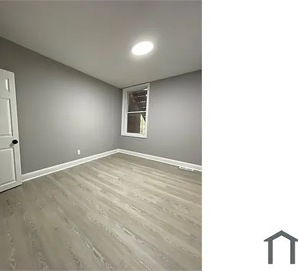 2461 Shirley Ave — Photo 15