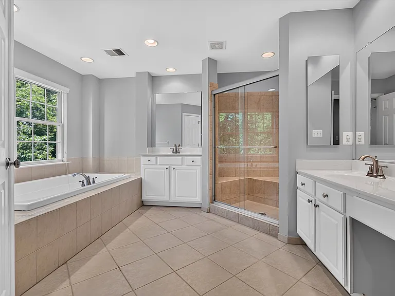 25670 S Village Dr — Photo 20