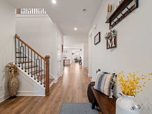 4th image of 3001 Andrea Rd