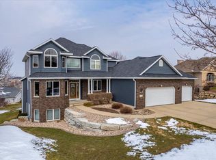 910 Lexington Way, Waunakee, WI 53597