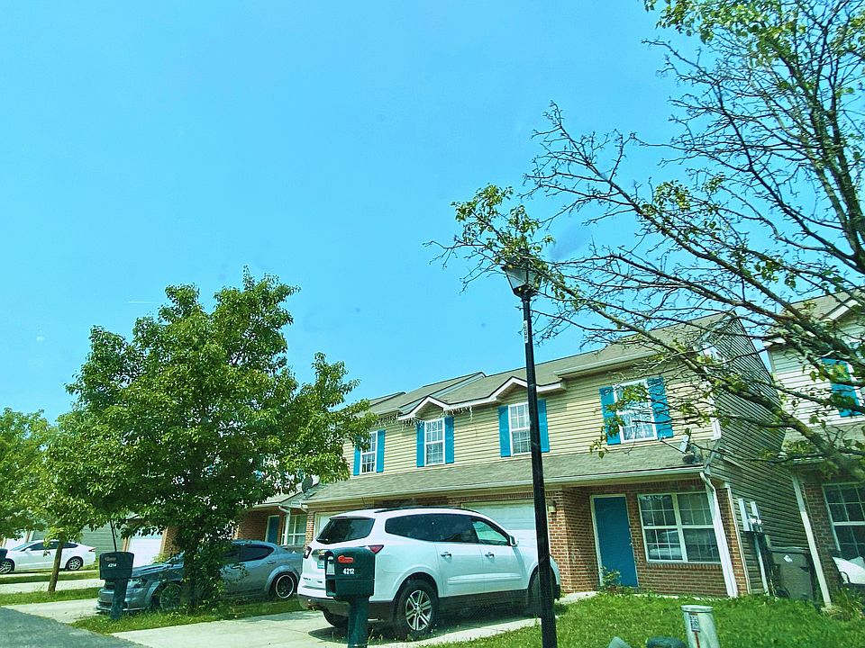 2nd image of 4212 Carson Ln