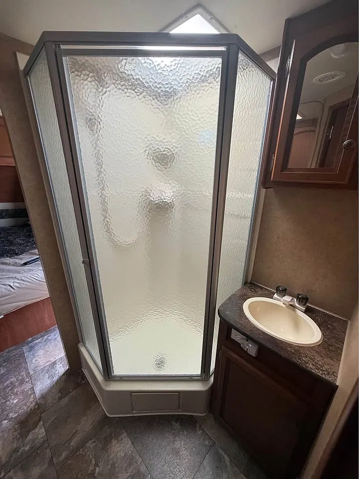 1 bed, $750 — Photo 2