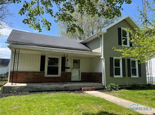 920 Washington St, Genoa, OH 43430