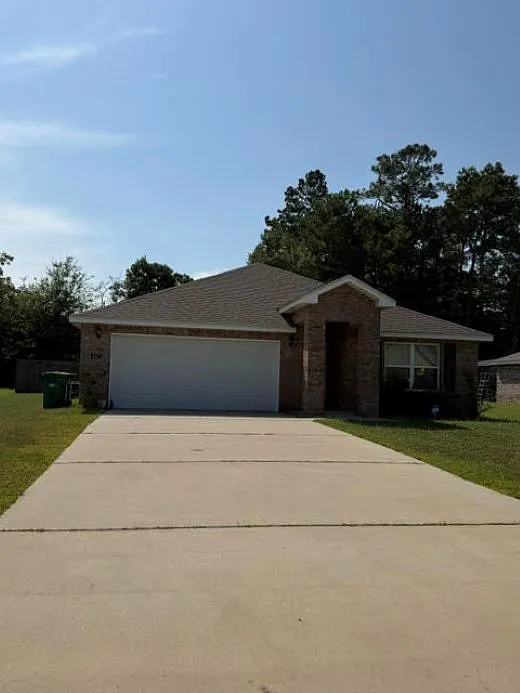 4 bed, 1800 sqft, $2,150 — Photo 1