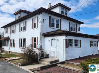 4631 Lehigh Dr, Walnutport, PA 18088