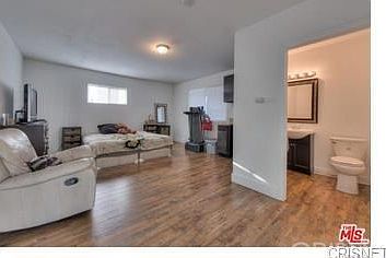 3rd image of 8951 Canby Ave