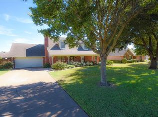 605 Aqua Vista Dr, Granbury, TX 76049