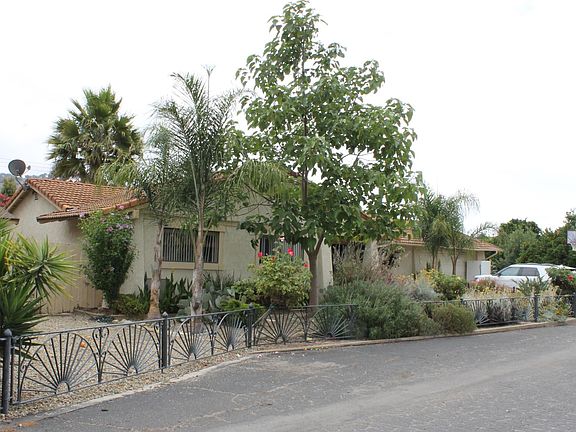 Dual driveways and abundant parking