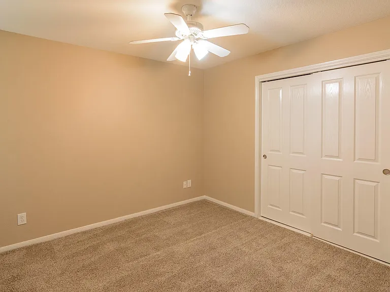 57 Scarlet Woods Ct — Photo 11