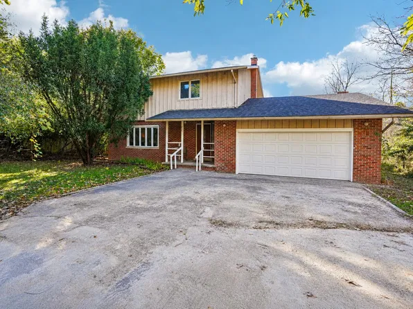 685 Ironwood Dr, Ann Arbor, MI 48103