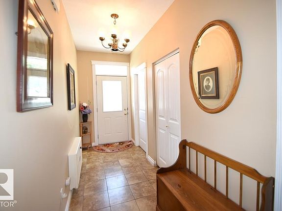 3rd image of 16040 B Township Road 682