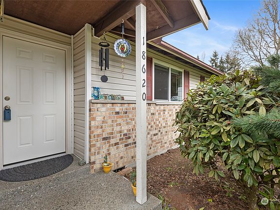 4th image of 18620 9th Avenue Ct E