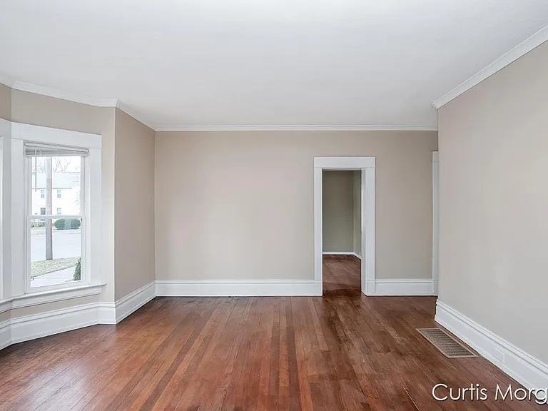 1035 Chatham St NW — Photo 2