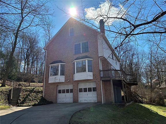 2nd image of 624 Hidden Oak Dr