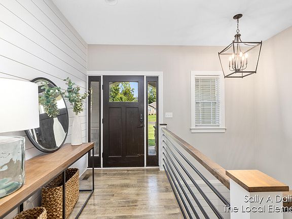 5th image of 7890 Queenie Ct